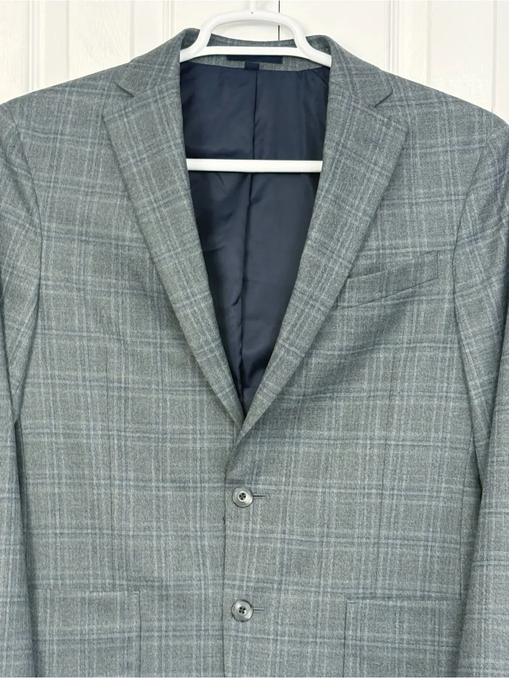 Jos A. Bank 1905 Collection Gray Plaid Slim Fit Brrr Comfort Wool Blazer 38R
